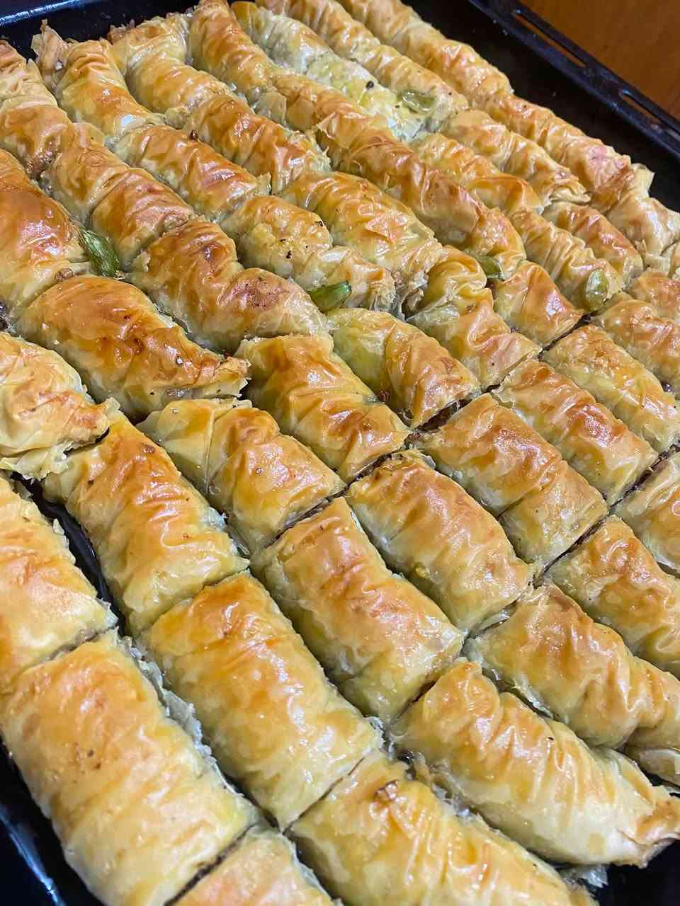 كليجه لحم بعجين فطاير بقلاوه حسب الطلب يوجد خدمه توصيل 🚚


**إذا كنت صاحب هذا الإعلان وتريد حذفه لأي سبب، رجاءا أرسل رسالة إلى الدعم الفني**