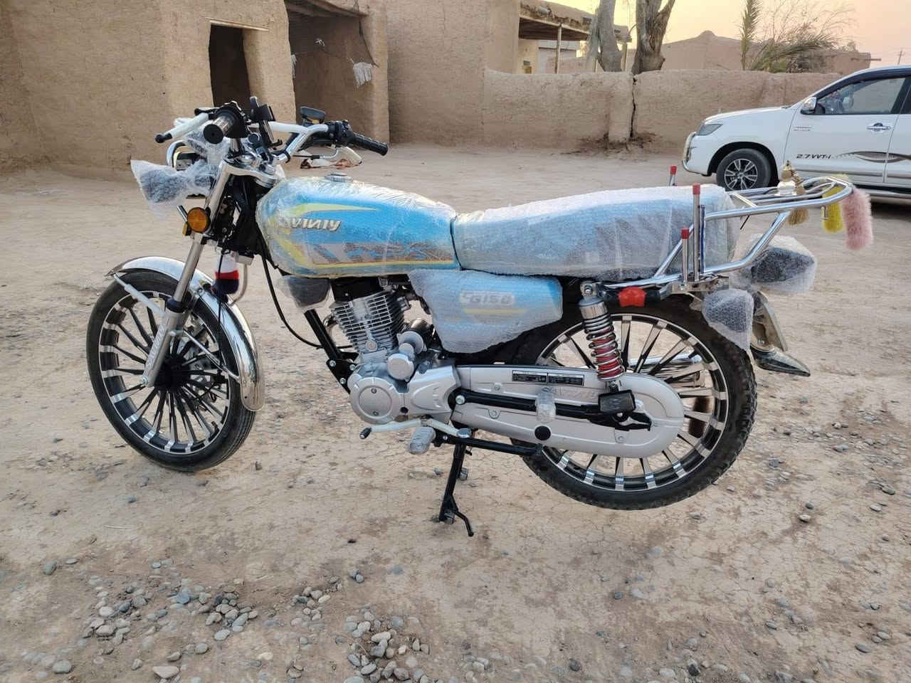 سلام عليكم دراجه للبيع موديل26بعده صفر ماشي1000منفيس موجود دراجه بعدهه بدهن اشركه 
اسعر850وبيهه مجال ولحاب يتواصل يتصل عرقم***********
