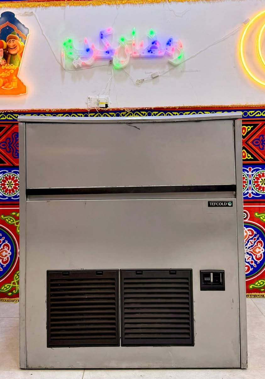 ☎️☎️ 01128863948
لو عندك مطعم – كافيه – فندق – محل عصاير
يبقى لازم يكون عندك ايس ميكر يعتمد عليه 24 ساعة! ❄️💪

✅ ماكينة صنع الثلج TEFCOLD 100K
إنتاج مكعبات ثلج بسرعة وكفاءة عالية للمشروبات والتبريد المستمر

⭐ مميزات تخليك تشتري وانت مطمن:
🔹 جسم استانلس ستيل مقاوم للصدأ والبكتيريا
🔹 تشغيل قوي متواصل 24 ساعة بدون توقف
🔹 نظام تبريد سريع وتوزيع مثالي للتجميد
🔹 عزل حراري ممتاز يحافظ على الثلج أطول وقت

🎯 مثالية لـ:
🍹 الكافيهات ومحلات العصائر
🍽 المطاعم والمطابخ الكبيرة
🏨 الفنادق وخدمات الضيافة

🎁 خصومات رمضان لفترة محدودة


**إذا كنت صاحب هذا الإعلان وتريد حذفه لأي سبب، رجاءا أرسل رسالة إلى الدعم الفني**
