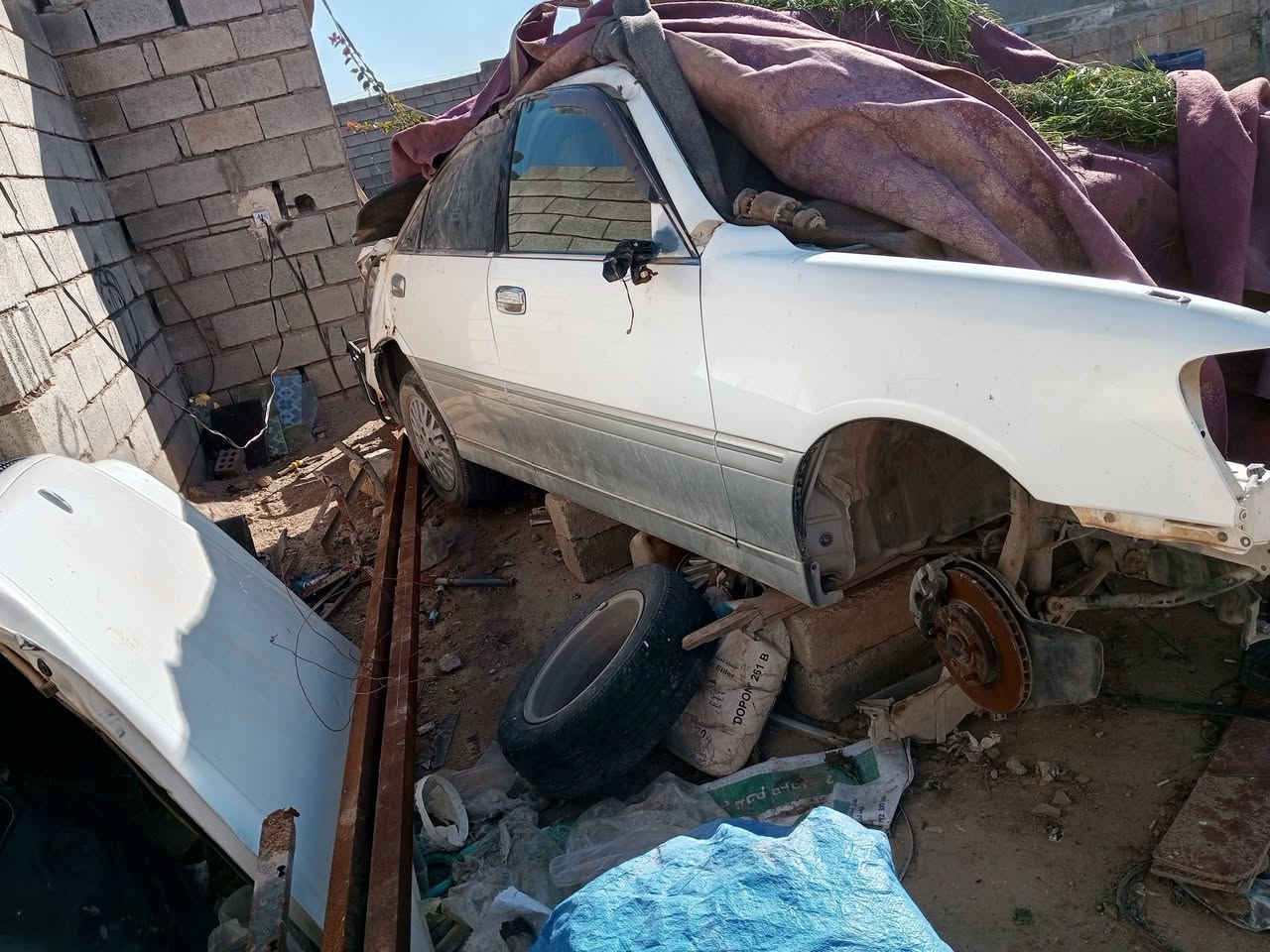 سلام عليكم ملكه ادوات مگلوبه گير ومحرك جديد شرط الفحص السعر 18مكان العلم،،***********6
