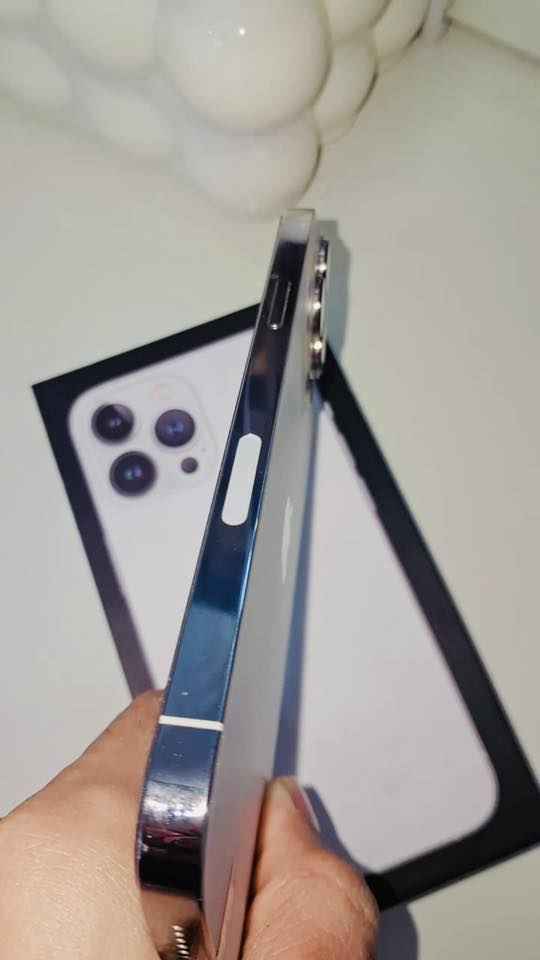 سلام عليكم.  13برو ماكس جديد ونضيف نضافه ‎%‎100     مع كارتونه مالته لأصليه وملحقاته. 

بطاريه بلاديه 88
ذاكره 256
نموذج M
كلشي ما مبدل بي 
سعر 700
 

مكان بغداد حي اور .
***********
