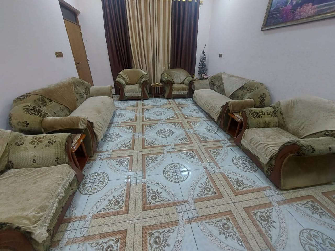 السلام عليكم 
تخم مع الطبلات 125 الف وبيها مجال
للتواصل اتصال على الرقم او المراسله عبر الواتساب 

***********
