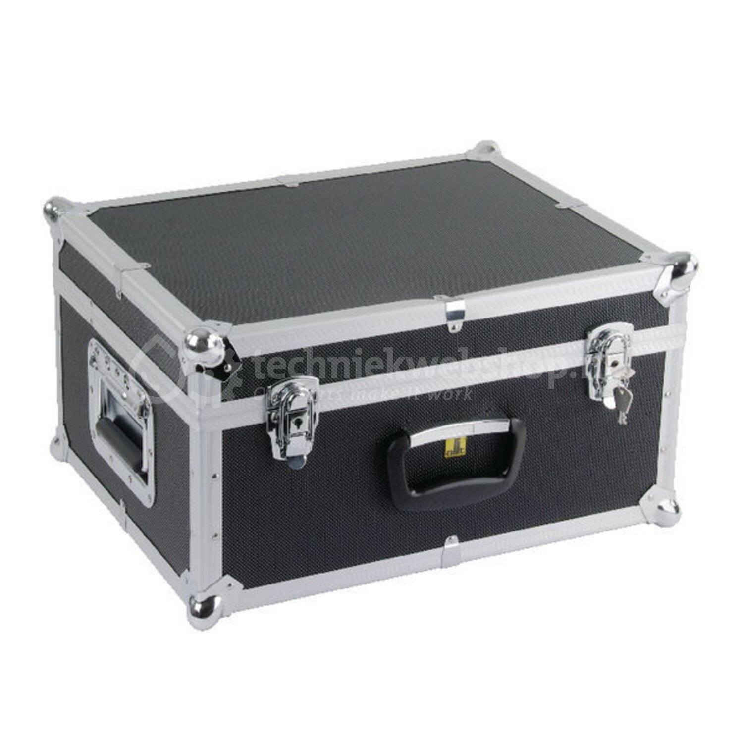 بوكس مصنوع من الألمنيوم المتين مع إطار معدني وزوايا معززة لحماية المحتويات.
التصميم: يتميز بلون أسود مع مقابض ومزالج قفل معدنية لضمان الأمان أثناء التنقل. 
الحماية: يحتوي غالباً على بطانة من الفوم (الإسفنج) عالي الكثافة بالداخل لامتصاص الصدمات وحماية الأدوات الحساسة.  عرض ٣٦
طول١٩


**إذا كنت صاحب هذا الإعلان وتريد حذفه لأي سبب، رجاءا أرسل رسالة إلى الدعم الفني**