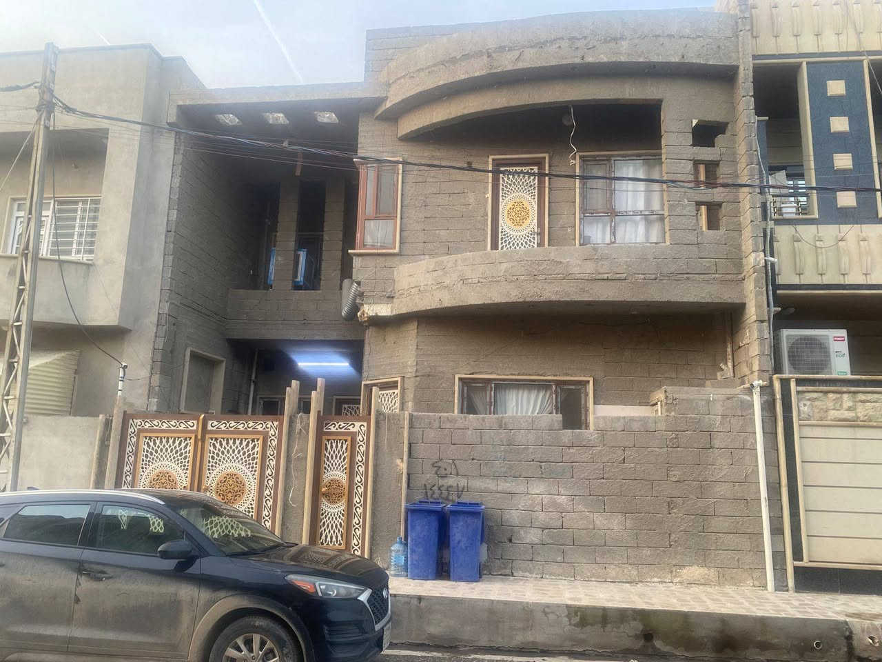 للبيع بيت طابقين /جمعية الحدباء مزارع الدباغ/قرب دوميز
المساحة 125 متر مربع
واجهة 10
اتجاه قبلة
الطابق الاول: مطبخ +استقبال +هول +غرفة نوم+صحيات
الطابق الثاني:غرفتين نوم
للاستفسار: ***********
