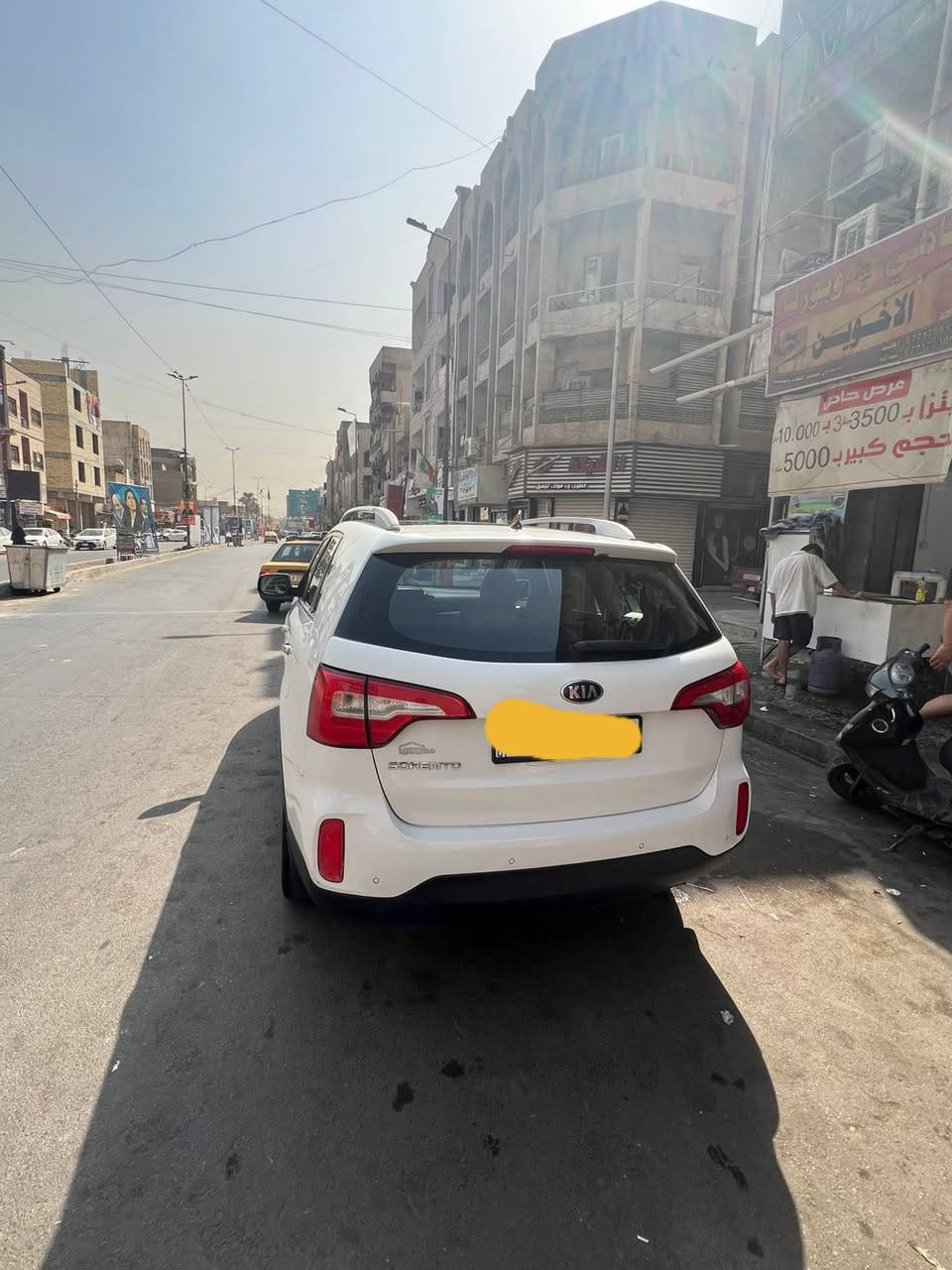 س ع سورنتو موديل ١٤ خليجي فول مواصفات السياره مكفوله عدى على كد شبر بالباب الخلفي فقط وتعديل بارد بالجاملغ الامامي والسياره مواصفاته معروفه واهوايه سعره ١٦٣ وبيه مجال للشراي ماشيه ١٨٩ حقيقي للاتصال ***********  رقمه بغداد وباسمي مكاني بغداد الاعظميه
