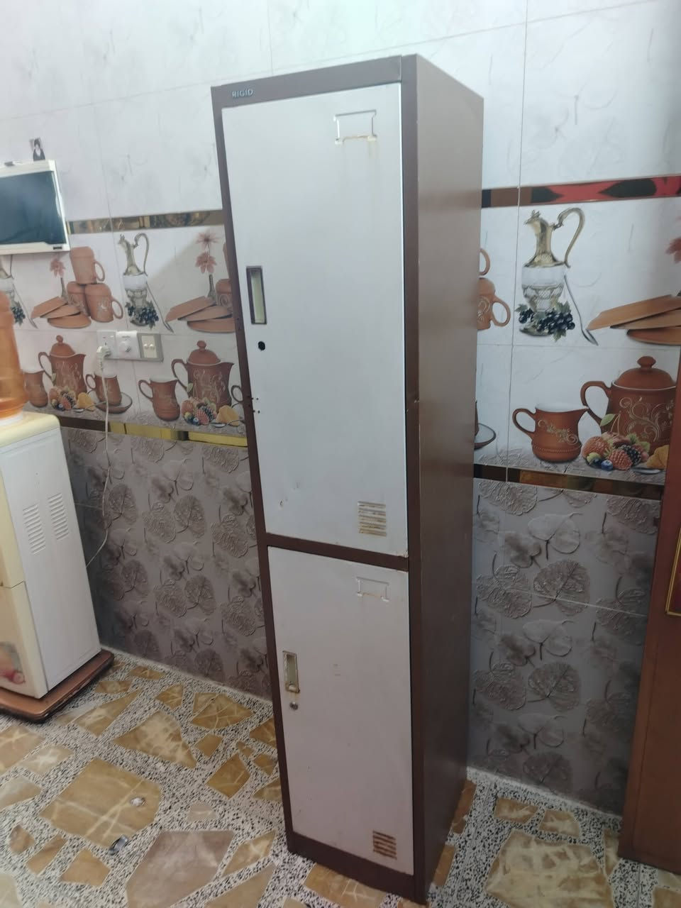 طوله 180 وعرض 40. حديد نظيف سعره 35 سكني المدينه ويوجد خاص للاستفسار.


**إذا كنت صاحب هذا الإعلان وتريد حذفه لأي سبب، رجاءا أرسل رسالة إلى الدعم الفني**