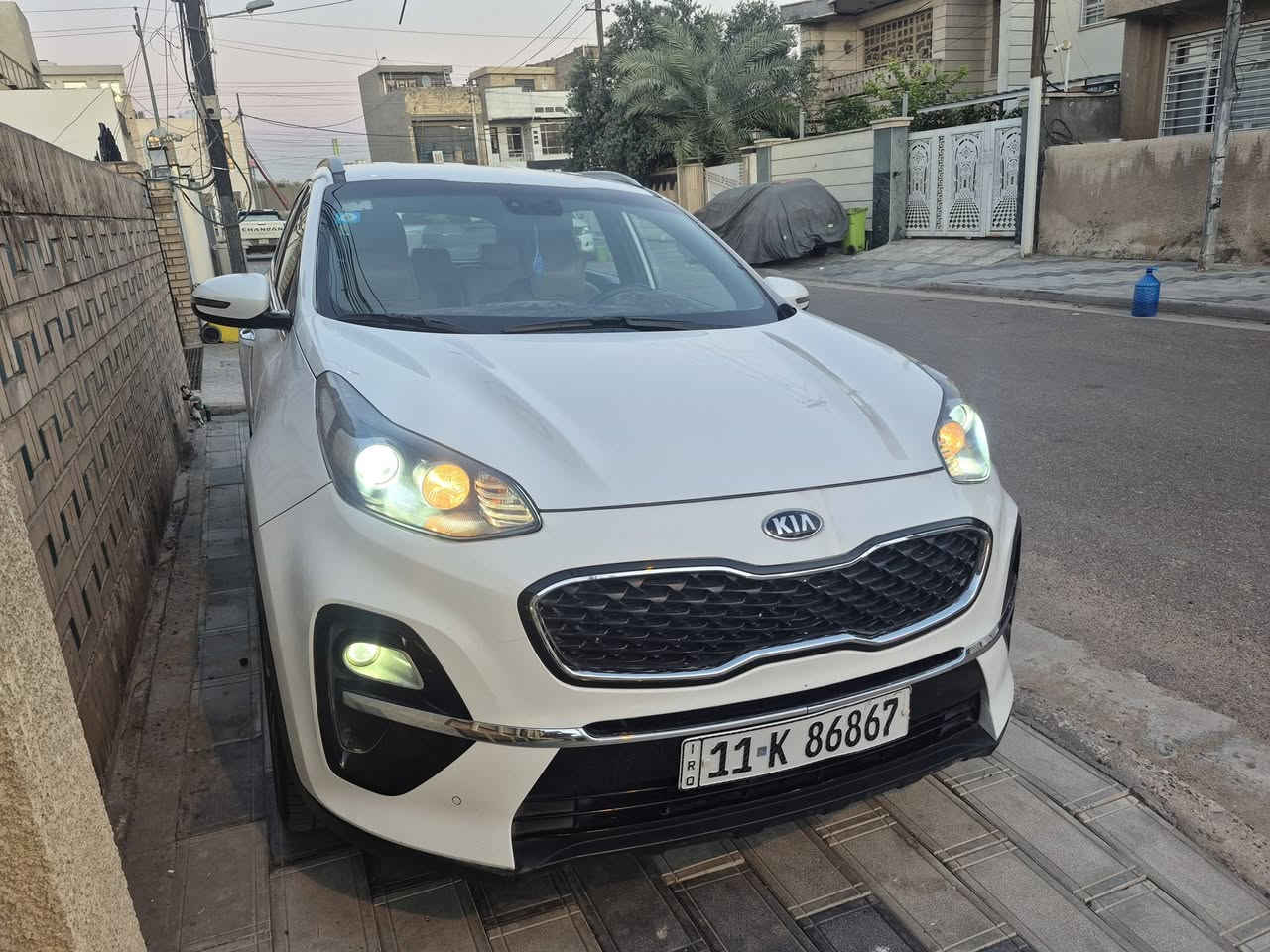 سعر 184
سبورتج ١٩  شكل ل٢٠خليجي دوليه باسمي رقم حلو😁 وسنويه وهزه جدد ماشيه ٨٢ حساس امامي خلفي تبريد قطعتين  تحكمات اشاير ومري شفط  سونار موجود  بيها ملاحظات بسيطه  مكاني بغداد حي جامعه
***********
***********
