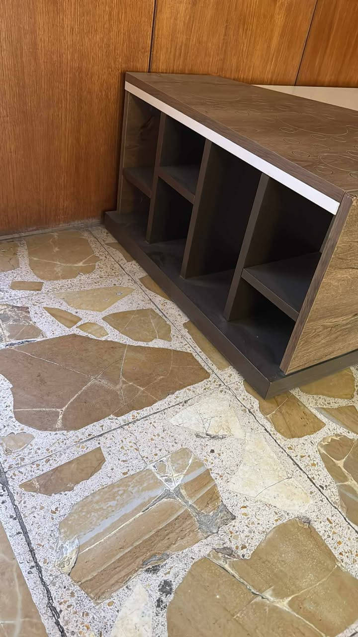 ميز تلفزيون وميز وسطي ب١٥٠ ثنينهم نهايتهم مكان العطيفيه


**إذا كنت صاحب هذا الإعلان وتريد حذفه لأي سبب، رجاءا أرسل رسالة إلى الدعم الفني**