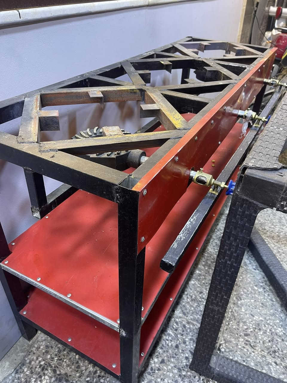 طباخ للبيع  مستعمل قليل السعر 100 الف 
المشتل بغداد ***********
