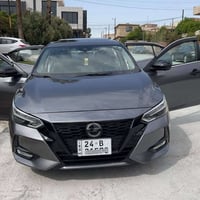 للبيع سعر 153$ نيسان سنترا (𝐒𝐑.𝐏𝐋𝐔𝐒) موديل : 2022 حجم المحرك : 2.0L (4...