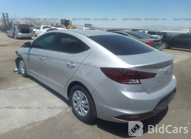 2020
رقم بغداد 
امريكي 
مكينة 2000دوش 
مواصفات كامرة +شاشة 
+تثبيت مسار +3وظعيات قيادة 
مواصفات اعتيادية 
السيارة حادثهة بنيد فقط الباقي مكفول من الصبغ والفتح 
مابيهة نقص حدادية مكينة كير تبريد جاهزة من كلشي برغي ممفتوح بيها واي كلوب ممشتغل بل دشبول 
السيارة مكانها ديوانية وراعيها صاحبي مداور يمته ماتريد 
السعر ١٣٨ وبيها مجال ديوانية, القادسية


**إذا كنت صاحب هذا الإعلان وتريد حذفه لأي سبب، رجاءا أرسل رسالة إلى الدعم الفني**