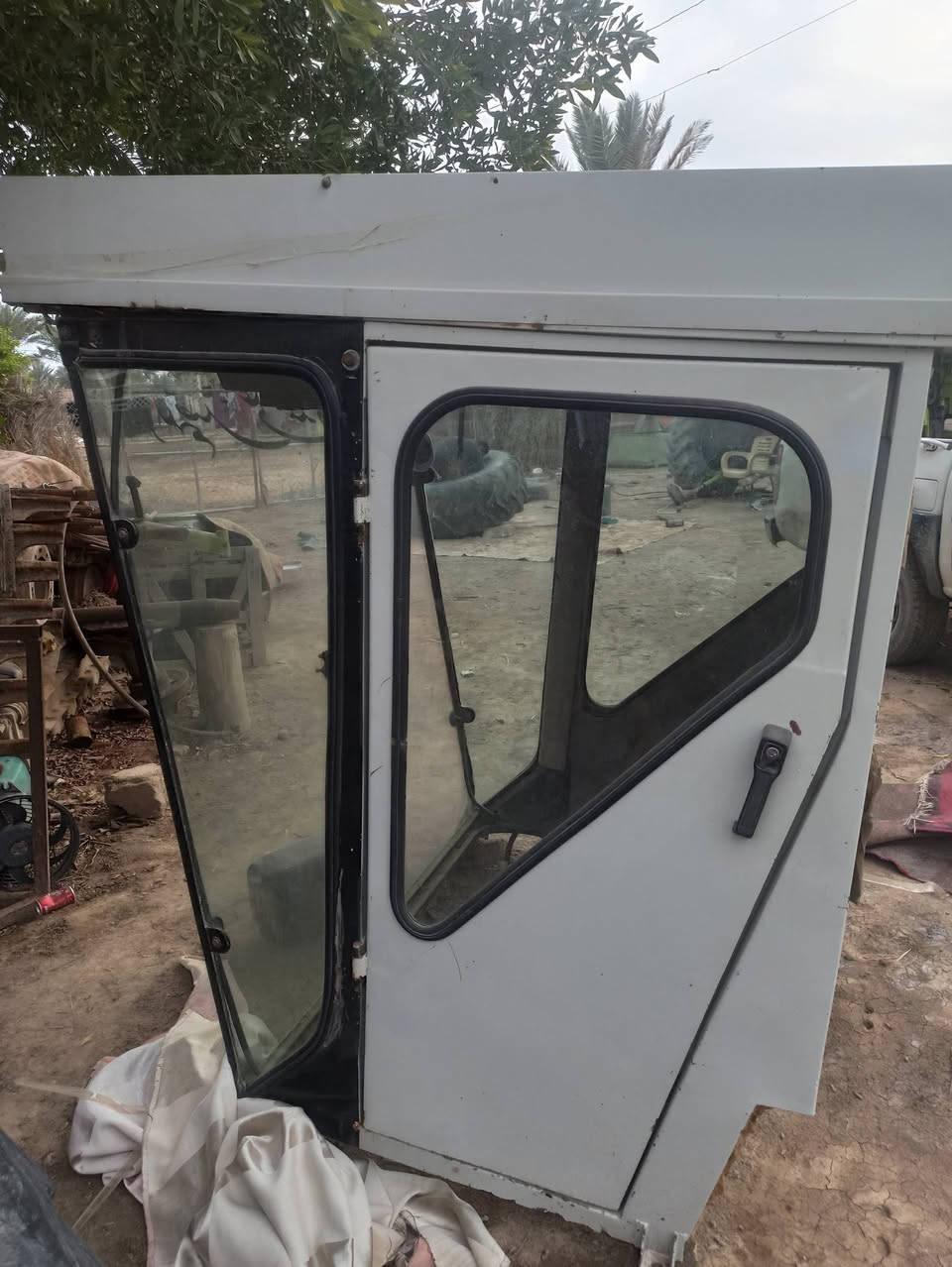 السلام عليكم غراض حاصوده البيع 
***********
