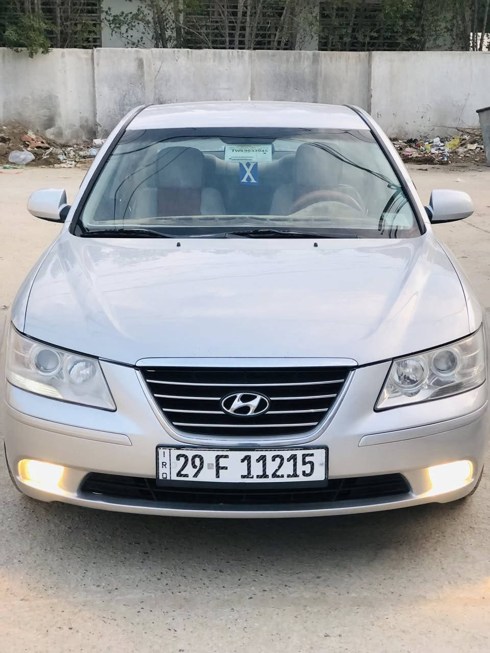 السلام عليكم للبيع سوناتا موديل 2010 خليجي كوري بيه الجاملغ الامامي فقط والباقي كفاله عامه السياره جديده بمعنى الكلمه مال جناي سياره جاهزه من كلشي حداديه وتخم تاير جديد تبريد ثلج السياره عليه ادامه كامله رقم واسط انكليزي بأسمنه تحويل مباشر مكان السياره بابل رقم الهاتف ***********/***********
