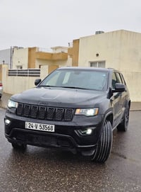 جراند شيروكي • ٢٠٢٢ • بلاك توب