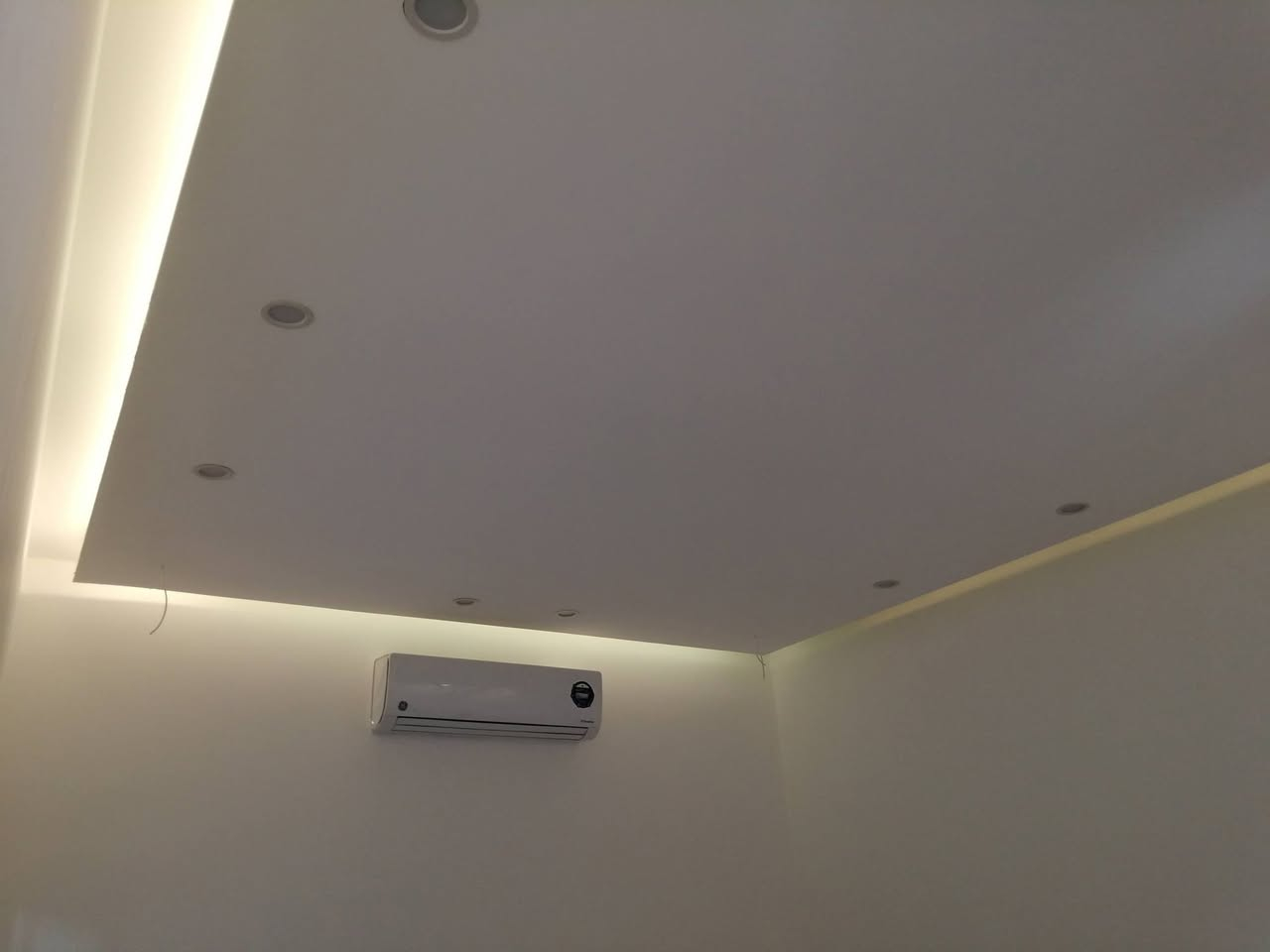 اهلا وسهلا ❤اجعل بيتك باجمل ديكور🤯
واقل تكلفه وضمان حقيقي❤غير من واجه بيتك ✨ 

⭐ المغربي جبس بورد

⭐️ واجهات فلين الخارجي

⭐️سحبات نقوش ملكية 

⭐️بديل خشب و رخام وجام ومكتبه

للحجز والاستفسار مراسلة او الاتصال الرقم ***********
