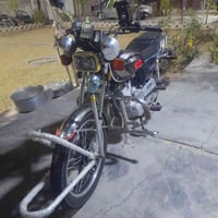 دراجه ايراني للبيع مكينه او كير مكفولات تخم تاير جديد كله شغال  فلاش س...