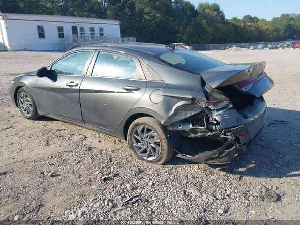 🇮🇶🇺🇸 فرصة مميزة لأصحاب كتب الشهداء 🇮🇶🇺🇸
اعلان مزاد
السعر بيع مباشر : 8,650 $
تاريخ المزاد يوم : 2025/12/5
نوع السيارة:  HYUNDAI ELANTRA SEL 2024
#يمكن_إدخالها_بكتاب_ذوي #الشهداء
#او_شحنها #إلى_الأمارات
#إقليم_كردستان 
#العقبة
#ام_قصر
الضرر كما موضح بالصور
📍 العنوان : الموصل حي الوحده الشارع العام قرب دائرة اللجان الطبية 
📞 : ***********
📞 : ***********
📞 : ***********
#مزاد_الامين_للسيارات_الامريكية_
