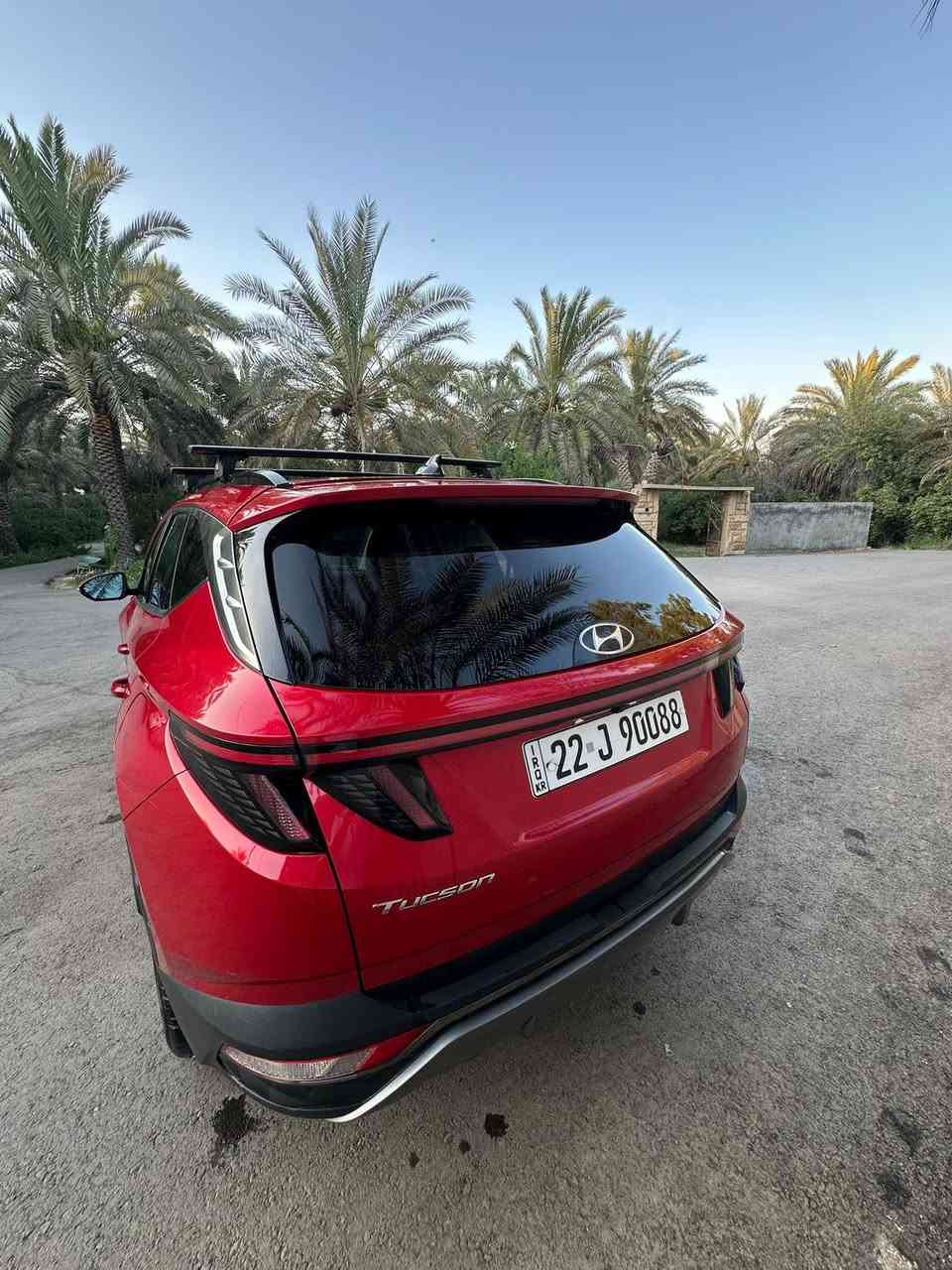 السلام عليكم للبيع 
توسان 2022
فول مواصفات
السيارة اعلى فئة  
بدون ايرباك 
مواصفاتها 
كشنات تدفئه وتبريد 
ستيرن تدفئه
اوتو هولد
كير ازرار
دخول ذكي
ريموت تحريك السيارة 
بانوراما
قيادة ذاتية 
كشنات كهرباء
صندوك كهرباء
حساسات امامي خلفي
ورادار 
توقف طوارئ 
كامرات بالمراة
نقاط عمياء
السيارة فول الفول مواصفات 
مفولة من كلشي 
مكان السيارة بغداد
رقم اربيل 
السيارة ماشية 165 الف
سعر السيارة 180 وما اتصور اكو بعد احسن من هيج سعر  
وصور الحادث بالمنشور 
للتواصل 

***********
