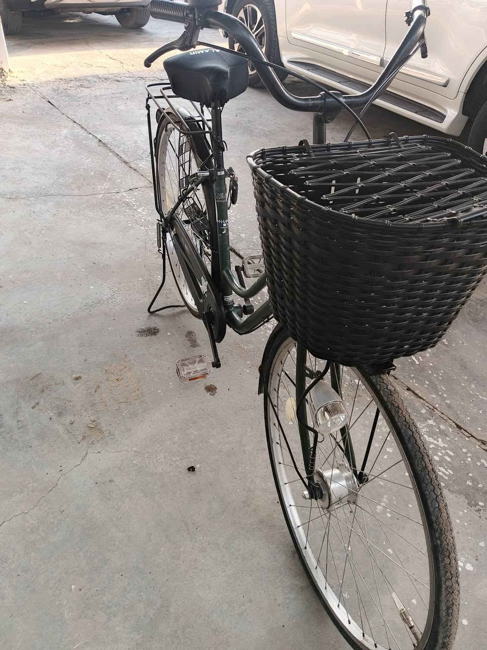 بايسكل للبيع 27 جديد باله السعر 130 بيه مجال مكان بابل مشروع المسيب ***********
