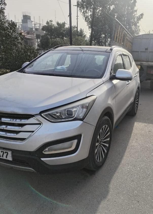 سنتافيا 2015 للبيع او مراوس
السيارة امريكي خمسة راكب فول مواصفات 

فءة ال vip بانوراما جنطة شفط اشاير ترحيب كشنات كهرباية تدفءة تبريد بردات خلفية محرك اربعة سلندر تيربو ماشية 68 الف 

مكاني بغداد مدينة الصدر 

***********

السعر 120
