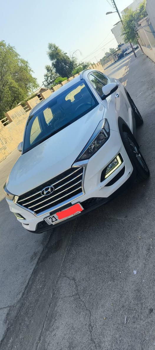 السلام عليكم سياره توسان موديل 2019 خليجي للبيع 
سياره ما بيها شي بس كارت تقريبا شبر بل دعاميه الخلفي من طرف السكن 

 (المواصفات )

1_بصمه 

2_حساس امامي خلفي +رادار

3_قياده رقميه 

4_تحكم سرعه 

5_شحن لاسلكي 

6_شاشه بلاد كاميرا يدعم  اندرويد اوتو وابل كار 

7_نظام ترحيب عند الاقتراب + مرايه اشاره

8_كشن جلد بلاد 

9_كشن سائق كهرباء 

10_تبريد قطعتين مركزي 

11_عداد كيلو متر  تبين استهلاك الوقود عند القياده 

12_دشبول ثلاجه 

13_اللايت عدستين 

14_سياره ماشيه 88 الف 

15_ بيها ثلاث منافد usb واحد يم سائق والثاني بل خلف والثالث بل  صندوك 

16_  بيها 3 نظام قياده (Comfort_Eco_sport)

_سبير ما نازل مال شركه 

_ايطارات جديده 

 رقم السياره سليمانيه 

سنويه جديده باسمي 

مكان السياره كركوك 

السعر 210 بيها مجال 

للتفاصيل اكثر ***********
