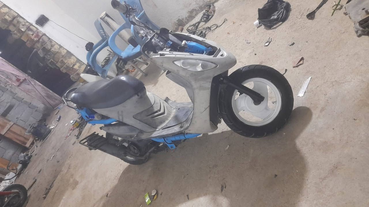 ماكس منغولي للبيع محرك ستوا مجفت
جاهزه الدراجه بس مدري ليش طفت لو عقل احترك لو غير سبب بعد الله اعلم ابيع طافي  بس اكفلك للمحرك واكفلك نار بيه زرقاء السعر ٢٢٥ وبيه مجال


**إذا كنت صاحب هذا الإعلان وتريد حذفه لأي سبب، رجاءا أرسل رسالة إلى الدعم الفني**