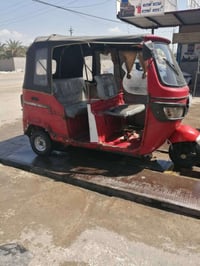 ١٨ رقم وسنويه انكليزي بغداد شرط التحويل التكتك كامله بس خيااسات باهلل ...