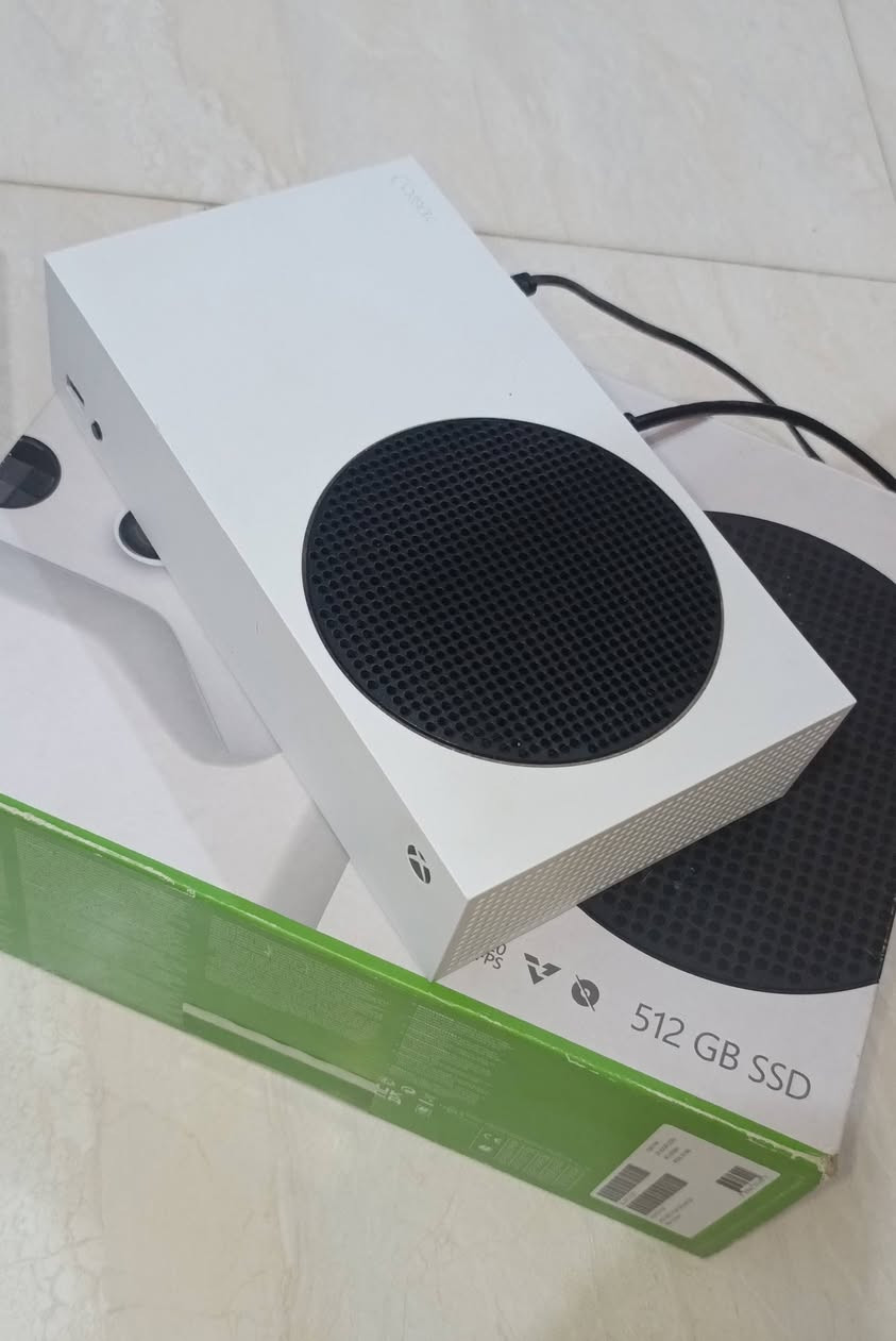سلام عليكم
اكسبوكس سيريس اس 512GB للبيع لامفتوح ولامصلح ويا يو بي اس 850 ويدة وحدة سعره كامل 400 وبي مجال مكاني واسط الكوت ماعندي توصيل


**إذا كنت صاحب هذا الإعلان وتريد حذفه لأي سبب، رجاءا أرسل رسالة إلى الدعم الفني**