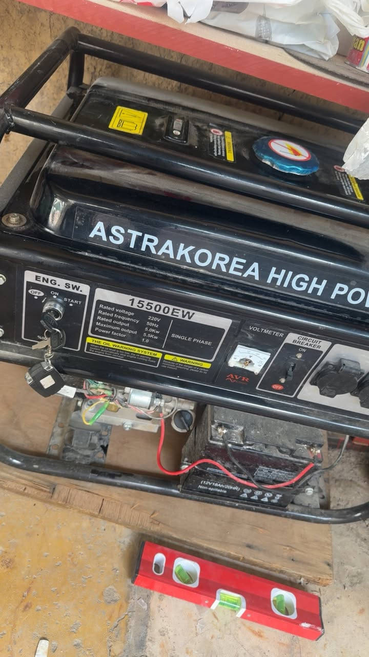 ديوان تخم 10 مقاعد لون اسود جديد
مولده بور جديده صوره بيها تفاصيل جوه 👇20 أمبير جديده مامستعمله لامولده  ولا تخم ***********
