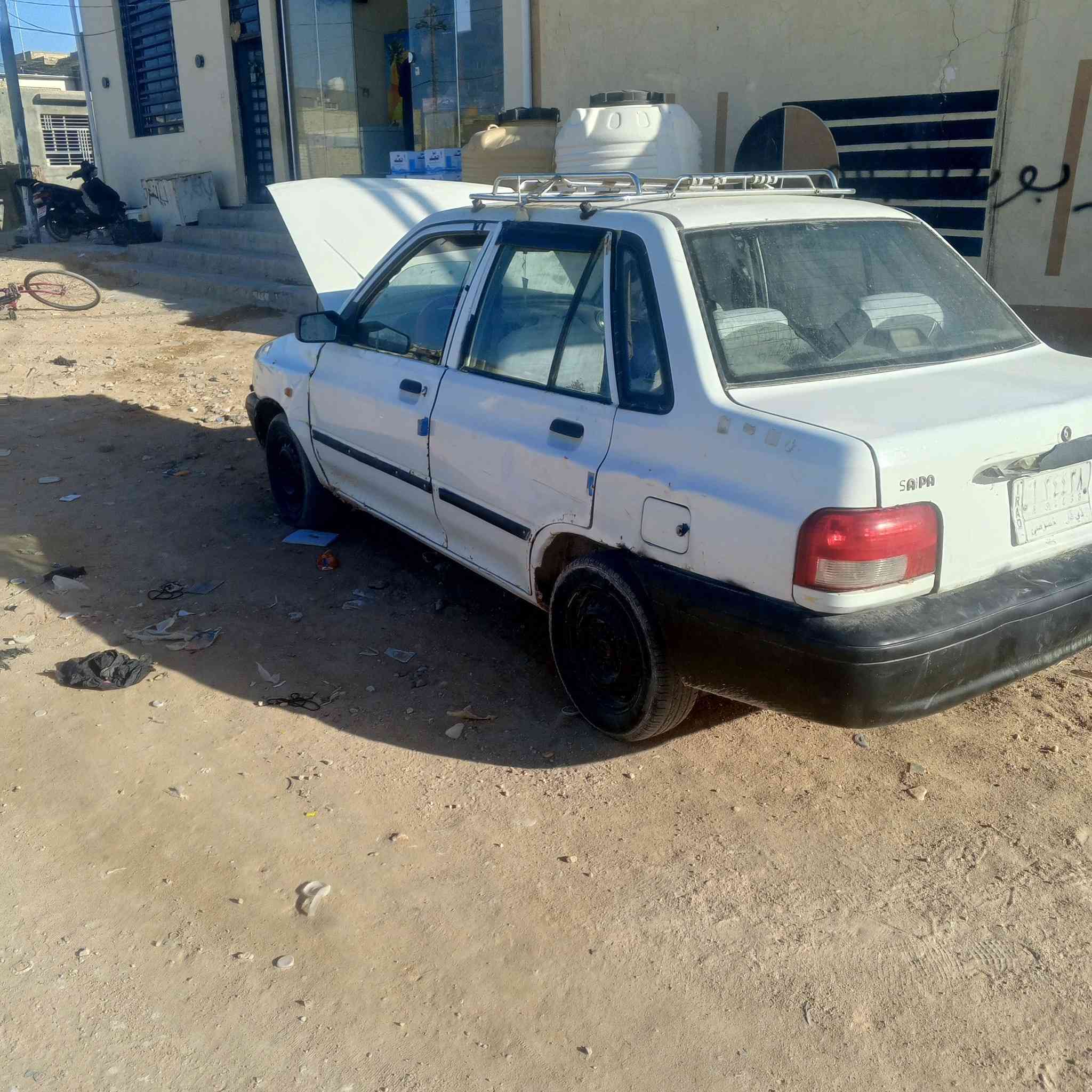 سلام عليكم سايبه 2014
 رمقمه ذي قار مشروع وطني 
سياره جاهزه كهرباياتهه كله شغاله 
السياره نضيفه  بس مكينته بيه خيط بخار 
السعر 20 السكن النجف والرقم ***********
