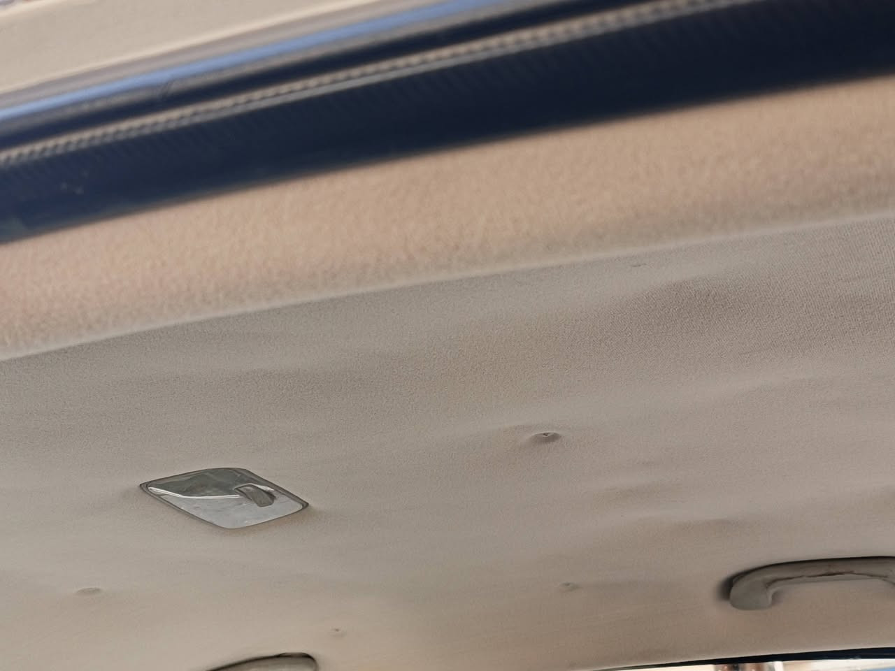 سلام عليكم كيا سيراتو موديل2009خليجي مكينه وكير على شرط 1600 به جملق خلفي طخه بسيط سعر72بيه مجال عنوان ديوانيه غماس ***********
