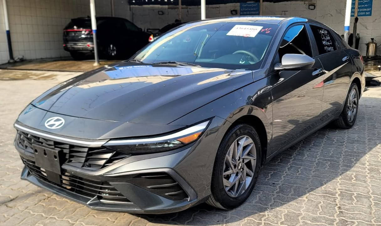 � زبائننا الكرام… مركز المهندس لأستيراد السيارت
📍من داخل منفذ سفوان #البصره الاستلام مباشر 🔥

🚘 Hyundai Elentra 2024 💥

💰 السعر: 115 $ بدون كمرك
🔧 الحالة: مصلحة وجاهزة داخل المنفذ

💥 كفاله من الصبغ - بصمه محرك 2000 دوش

✅ بإمكان التخريج بكتاب شهداء (إعفاء من الكمرك لمن لديه كتاب شهداء).

📍 كربلاء - سيف سعد البلديات

📞 للاستفسار:
👤 د. شهيد: ***********

 👇🏼رابط كروب الواتساب 
https://chat.whatsapp.com/G1vHBgZwn280PCMz6HkyiX?mode=gi_t
