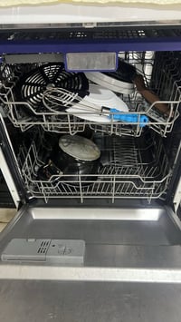 غسالة صحون • احدث اصدار • استعمال قليل