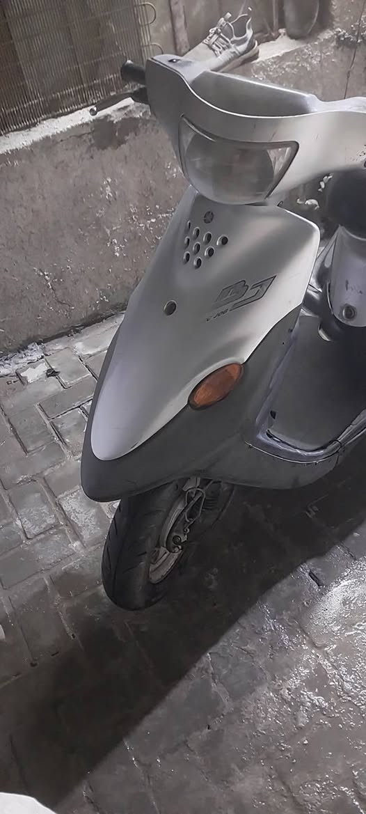 دراجه بيجي نظيفه كفرات بلادي  مختمات قبق بانزين بصمه كلشي شغال كهربائيات سلف هندر كل شغال مكينه ناعمه وخير من الله السعر 300 وبيها مجال مكاني بغداد متواجد فيس واتساب ***********
