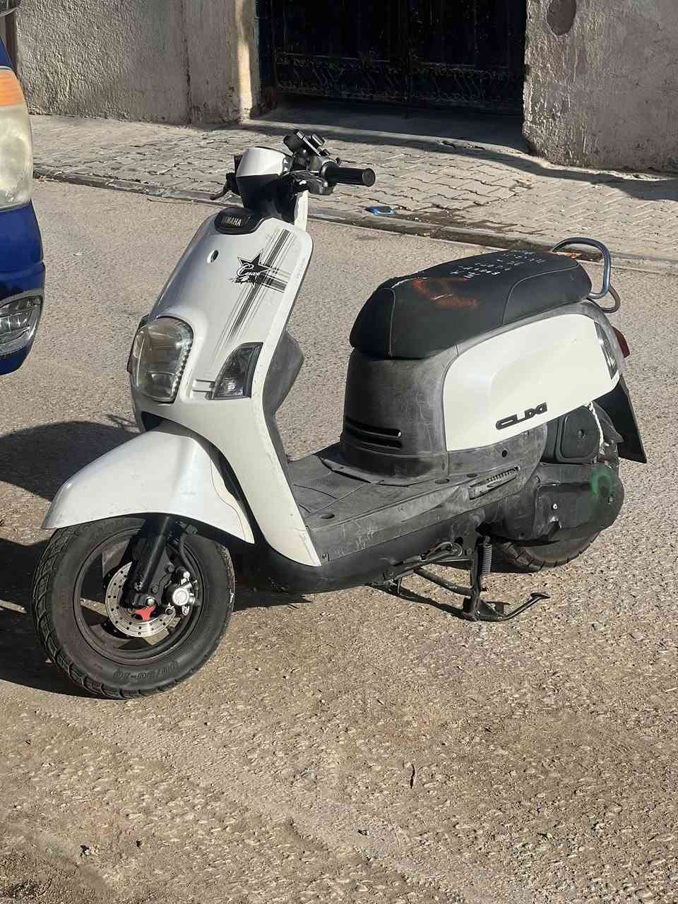 من رخصت الادمن بوليس نوزل وكاله حاويه منزلها من معرض الحمداني بسمي وصل المعرض بسمي مستعجل ع البيعه صار شهرين من اخذتها الي شراي يتصل***********
