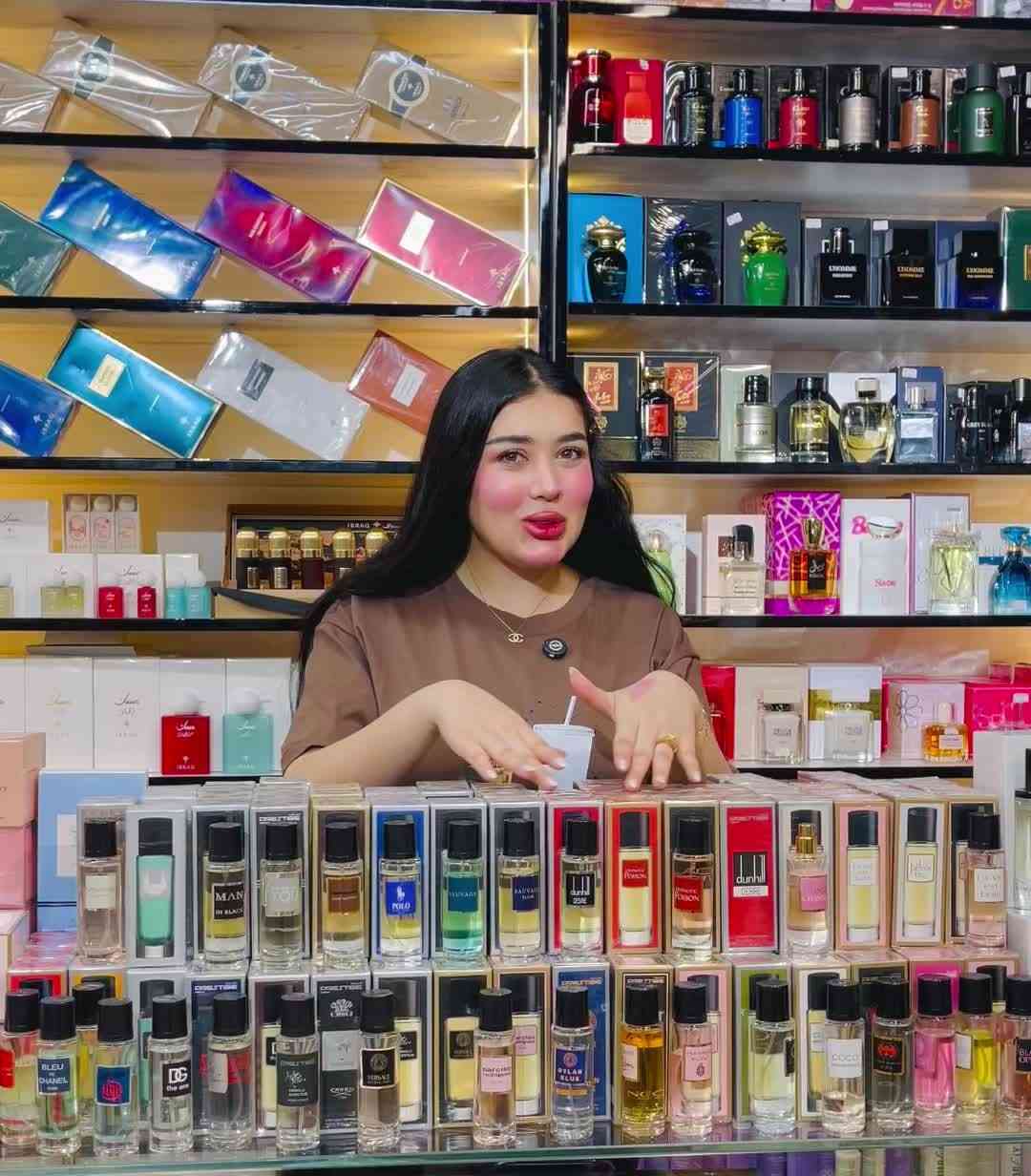 ⁨	عطور مني متوفر بكوزمتك روزه  بثابته  عاليه وفواحان  عالي 🌺🎀💥

متوفر بمول روزه الطابق الثاني قسم الكوزمتك ✨💫⚡️

#عطور #متوفر #روزه #كوزمتك #العراق #اكسبلور_ضيفونا #عطور #تناسب_اندام #جذاب #جميع #ترندات #الاذواق #فواحة_عطرية⁩


**إذا كنت صاحب هذا الإعلان وتريد حذفه لأي سبب، رجاءا أرسل رسالة إلى الدعم الفني**