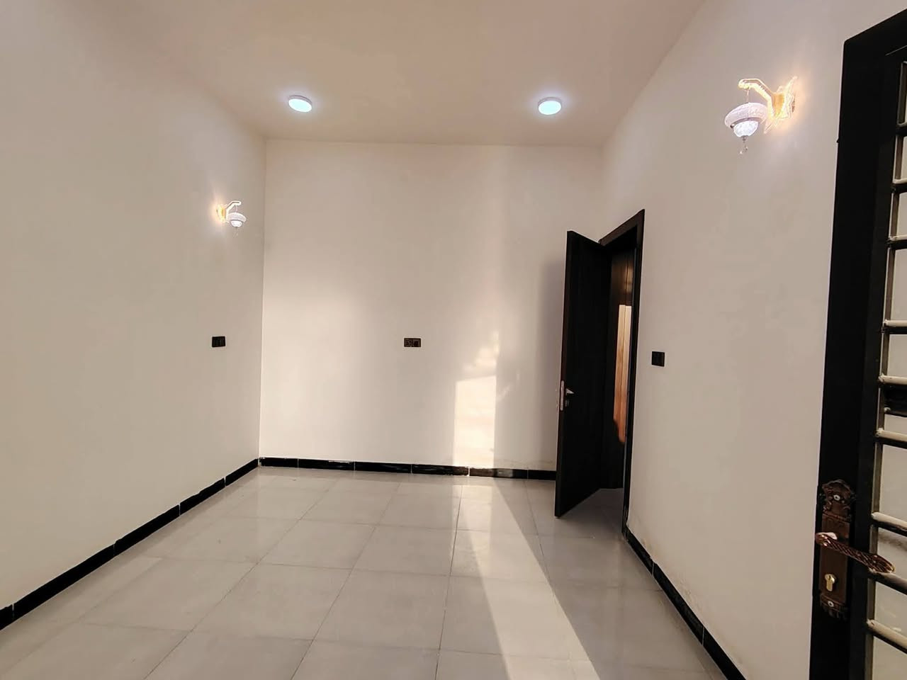 مشتمل للبيع طابو صرف المساحه  120 م يحتوي علا 3 غرف نوم واستقبال ومطبخ وهول  وصحيات داخليه ع2  عمل حديث   درجات اولا  حي العسكري  2 فرع عن 80  الاستفسار علا الرقم
***********
مشتمل للبيع طابو صرف المساحه  120 م يحتوي علا 3 غرف نوم واستقبال ومطبخ وهول  وصحيات داخليه ع2  عمل حديث   درجات اولا  حي العسكري  2 فرع عن 80  الاستفسار علا الرقم
