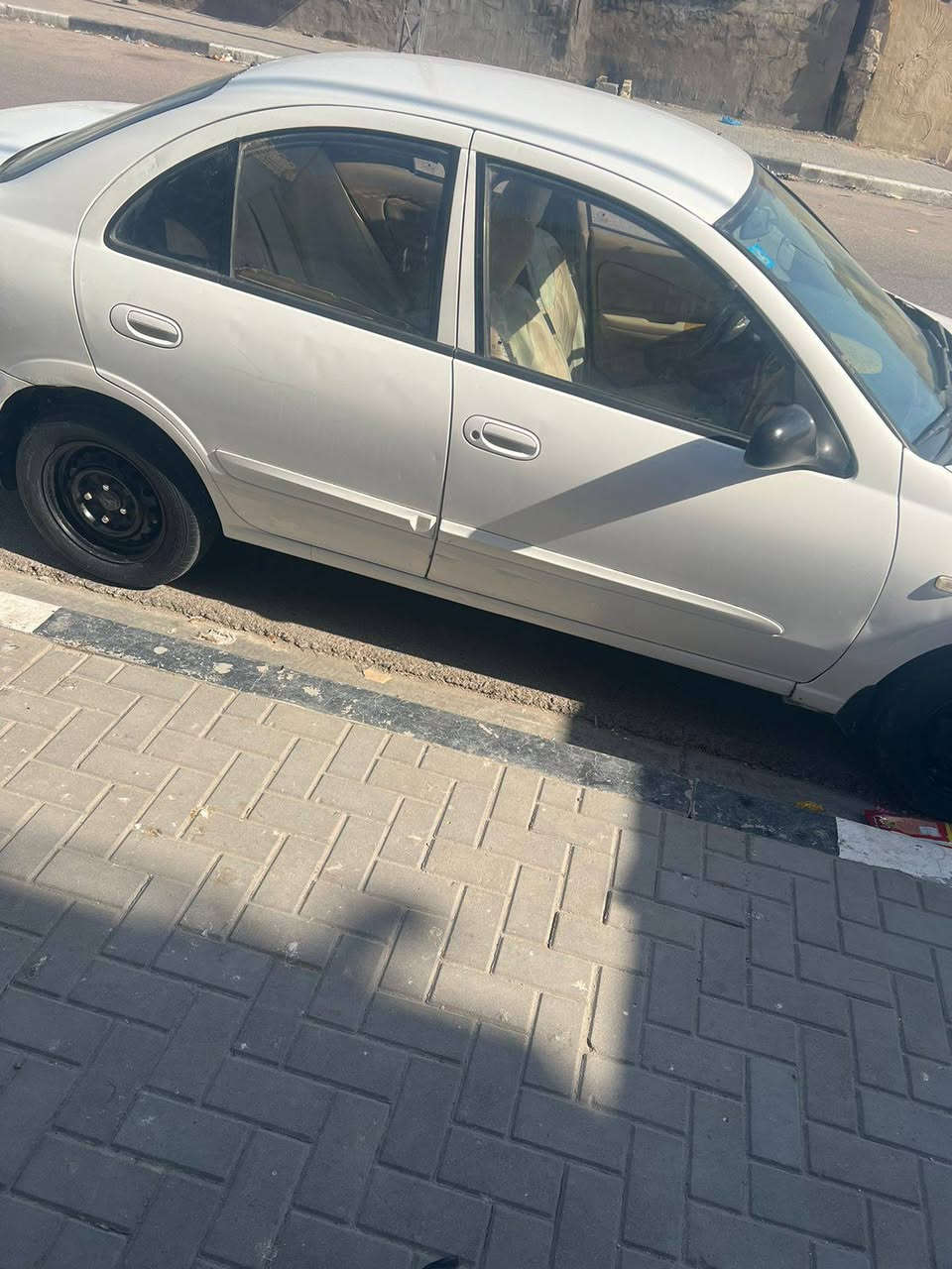 السلام وعليكم نيسان سني كوري للبيع موديل ٢٠٠٩ مكفوله من الحادث وتبديل بيه رش صبغ  قليل السعر ٨٠ورقه وبيه مجال قليل مكان السياره البصره سنويه ل2027 ابسمي للاستفسار الاتصال على الرقم ***********
