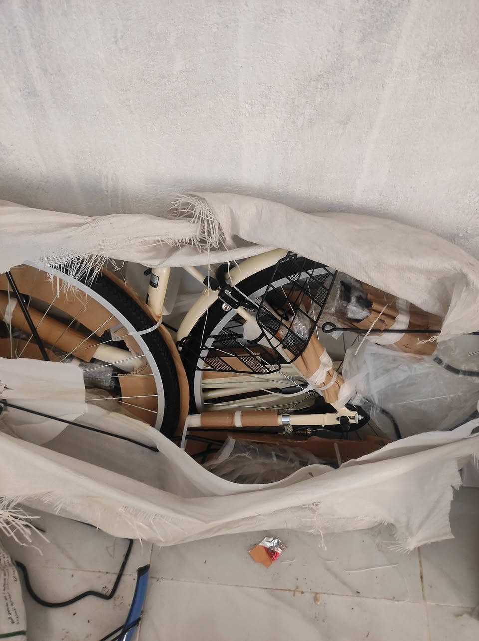 بايسلكل بالنايلون جديد حرفين وسانتونس سعر الواحد 140


**إذا كنت صاحب هذا الإعلان وتريد حذفه لأي سبب، رجاءا أرسل رسالة إلى الدعم الفني**