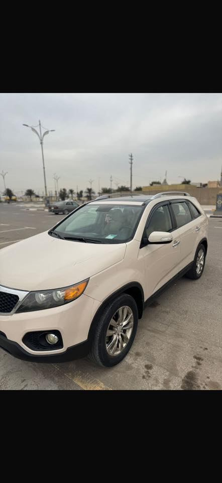 السلام عليكم للبيع كيا سورينتو موديل ٢٠١١ فول بصمة بانوراما 7 راكب 6 سلندر 3 قطع تبريد امريكي دخول كلين فقط بارد باب خلفي عكس السائق وباب خلفي مكاني بغداد السعر 138 وبيهه مجال مكان السيارة بغداد اي تفاصيل خابر على الرقم 

‭***********
