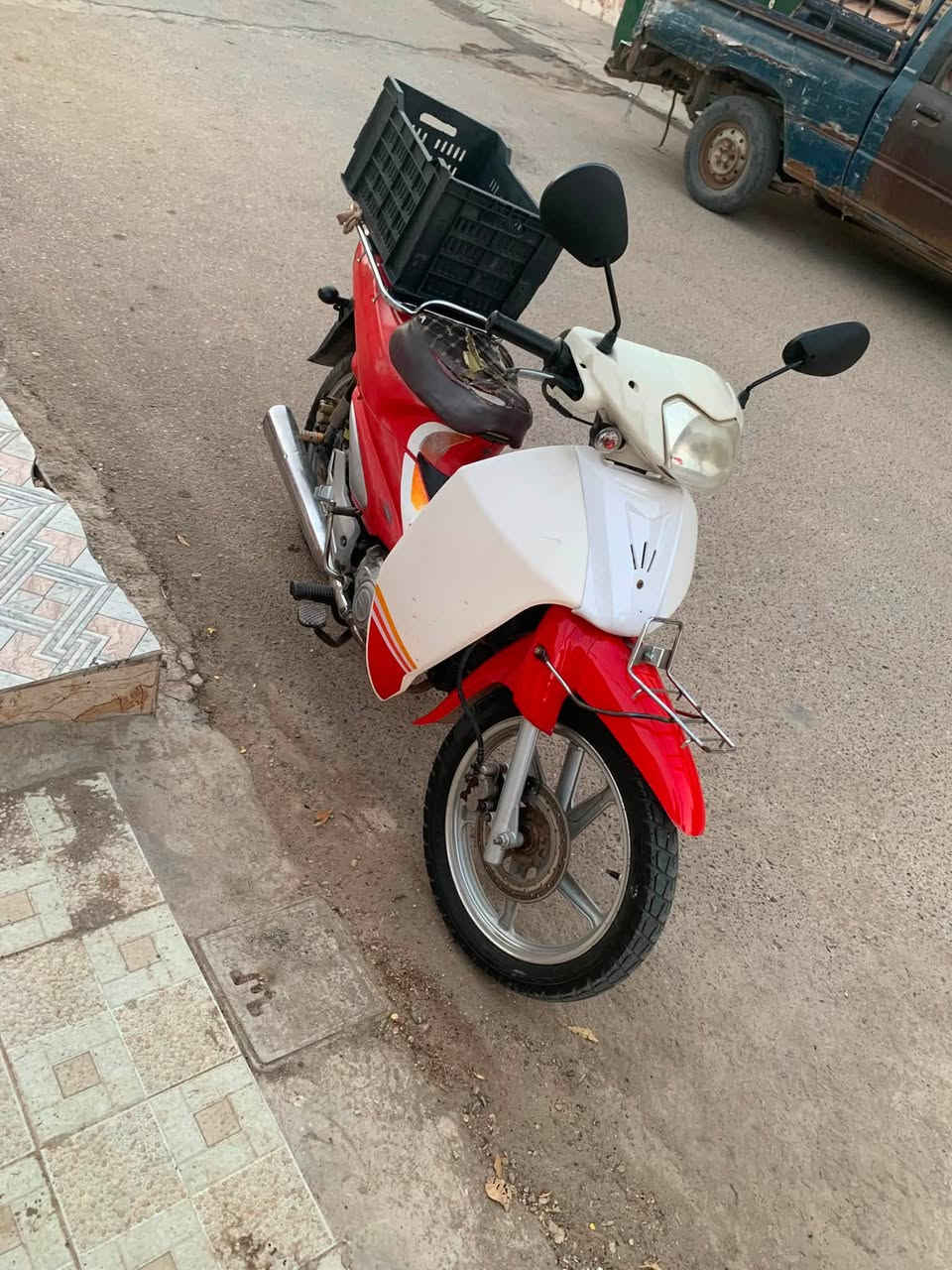 للبيع المحرك كوري فقط بي عته بالكير الثاني خفيفه كلش ***********
