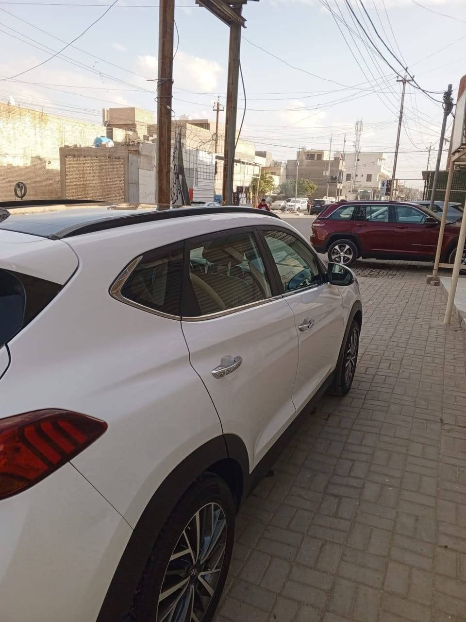 ألسلام عليكم
توسان موديل 2020خليجي
شركه الكاصد مكفوله كفاله عامه 
من صبغ وتبديل وفتح
كير مكينه تبريد وضع شركه 
 فول مواصفات واحد ع واحد
مواصفات
بصمه
بانورما
نقطه عمياء أوتو ستوب
تحكم ستيرن
تبريد قطعتين
شاحن واير ليس
تحديد مسار
كشن كهربائي
أوتو ستوب
فور ويل
سستم سماعات انفنتي
اريل نفكيشن
لد نهاري
بعد بيهة هواي مواصفات
رقم بغداد 
ماشيه 56
سيارة نظيفة جداً جداً 
مكان السيارة بغداد
***********
