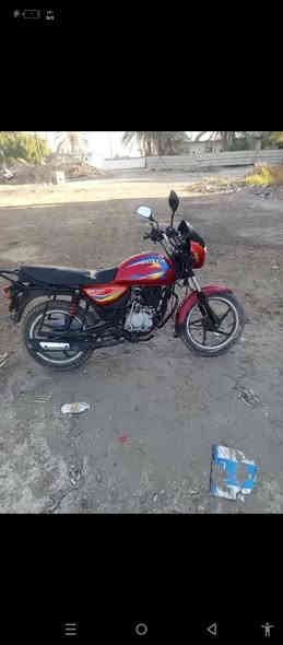 السلام عليكم دراجه للبيع بوكسر خمسه قير ودراجه نظيفه محرك ما شاء الله ناعم والسعر 700 وبيها مجال واللي يحب يتصل على هذا الرقم***********
