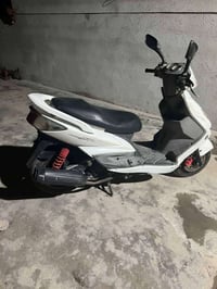 دراجه سكنس للبيع دراجه نظيفه كفرات بلاديه 07710446160