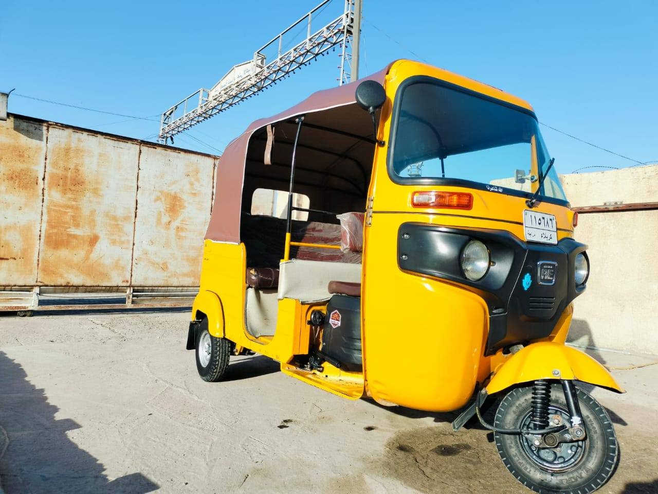 سلام عليكم تكتك موديل 2019 شهر ال12 نازله بل 20 مرقم كامل مكينه كير اكسل مكفوله لاتنقيص ولا تبخير
كشر كفاله من لصبغ ولا حار ولا بارد كشر نضيف كلشش  كشنات على وضع لبلاد تايرات جدد التكتك مامعمره نهائيه على وضع الشركه
المكان بغداد البياع تقاطع درويش 
رقم الهاتف ***********
السعر 6200........ تكتك نضيفه الله شاهد
