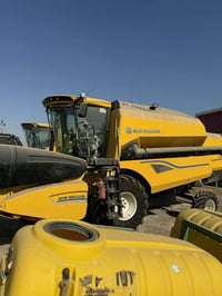 حصاده نيوهولاند • موديل 25 • 300 ساعة