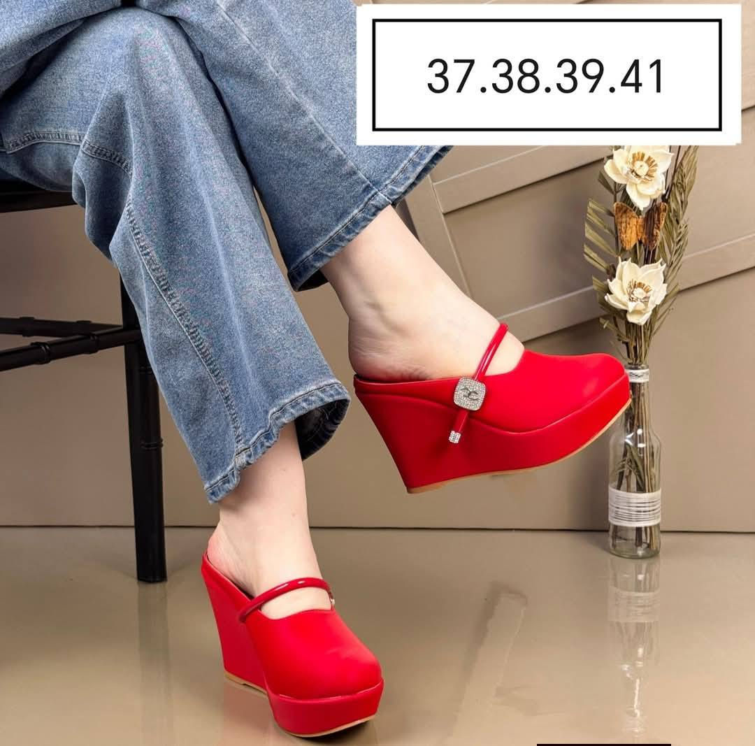 🔴 عرض محدود 🔴
.. 
8،000 دينار فقط جميع القطع 
..
للطلب خاص ✉️ 
أول على الرقم ***********
