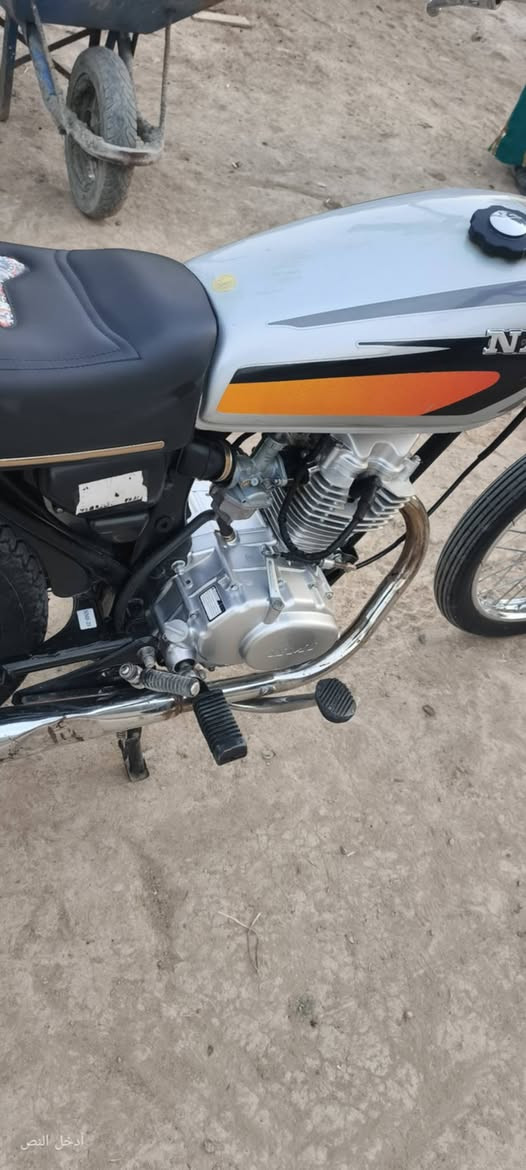 سلام عليكم شلونك شباب دراجه لبيع نامه شلامجه تعمير 26 كلك ول شاصي 18بيه بليته ورقم شاصي
سعر 500 قفل مكاني طوريج الخيرات رقم هاتف ***********
