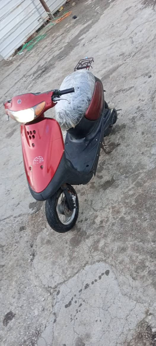 السلام عليكم ورحمه الله وبركاته اخواني الاعزاء الي ما يعجبه النشور يطلع كبل دراجه منغولي فحل شغاله من الطول الطول اشاير لايت بك لايت هورن قفل جنطه وقفل سكان دراجه شخاله من اول هندر توني امبدل كابريته وجاين وبلك وراس ابلك دراجه كامله وحلوه والسلف وكف وحده للعلم اكفل سرقه وعشائر
السعر275وبيه مجال للطيبين 
للتواصل واتساب او علا الرقم***********
