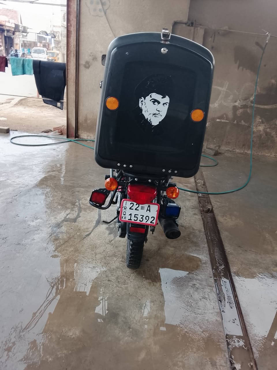 السلام عليكم دراجة دايون جبلي موديل 2025 دراجه صارلها شهرين طالعه من الوكيل نظيفه مجنبزه واراق كامله اصوليه رقم اربيل سعرها 2و700 العنوان بغداد سبع قصور ***********
